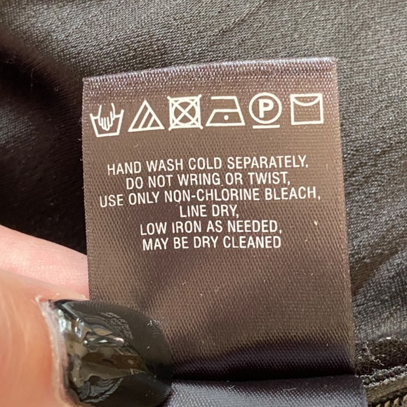 HD in Paris x Anthropologie Black Floral Embroidered Tal Jumpsuit 33927 - Picture 15 of 16